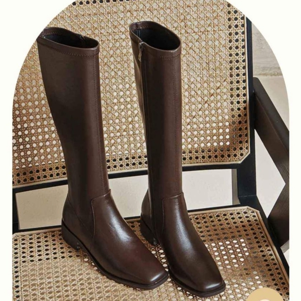 High Knee Women Fashion Boots Size 5.5